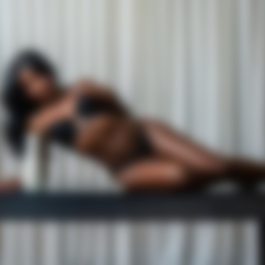 NICOLE KITT 7
