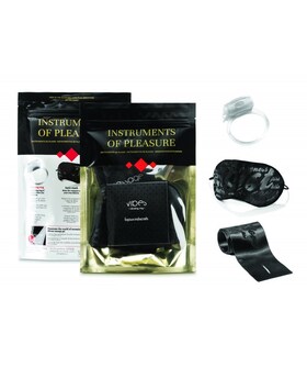 INSTRUMENTI DI PIACERE ROSSO Kit Rosso Passione: anello, mascherina e manette in raso
