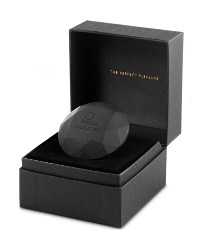 TWENTY ONE MATTE BLACK Masajeador con forma de diamante 100% discreto
