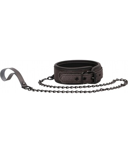 OUCH! CONTROLLED Discover our seductive gray leather collar and leash set, the perfect addition for your ad