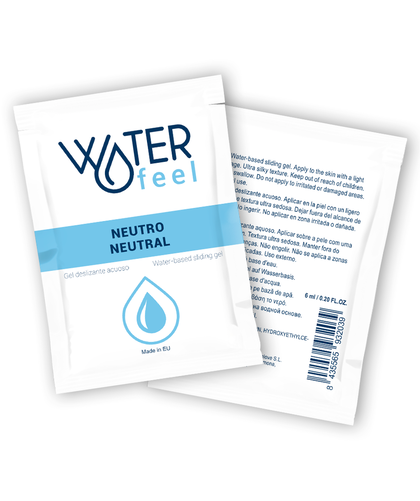WATERFEEL Water-based lubricant: smooth and versatile.