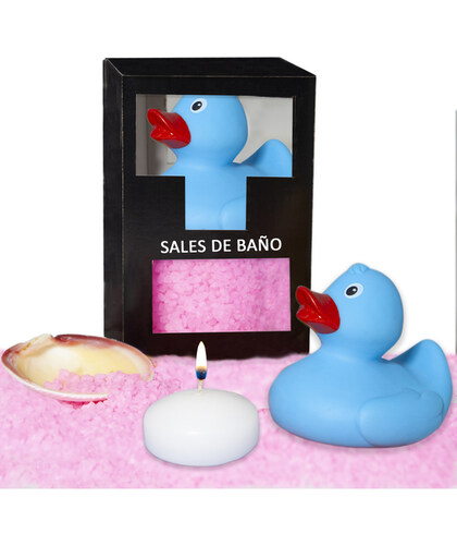 SEA KIT Rose-scented bath salts, perfect for relaxing