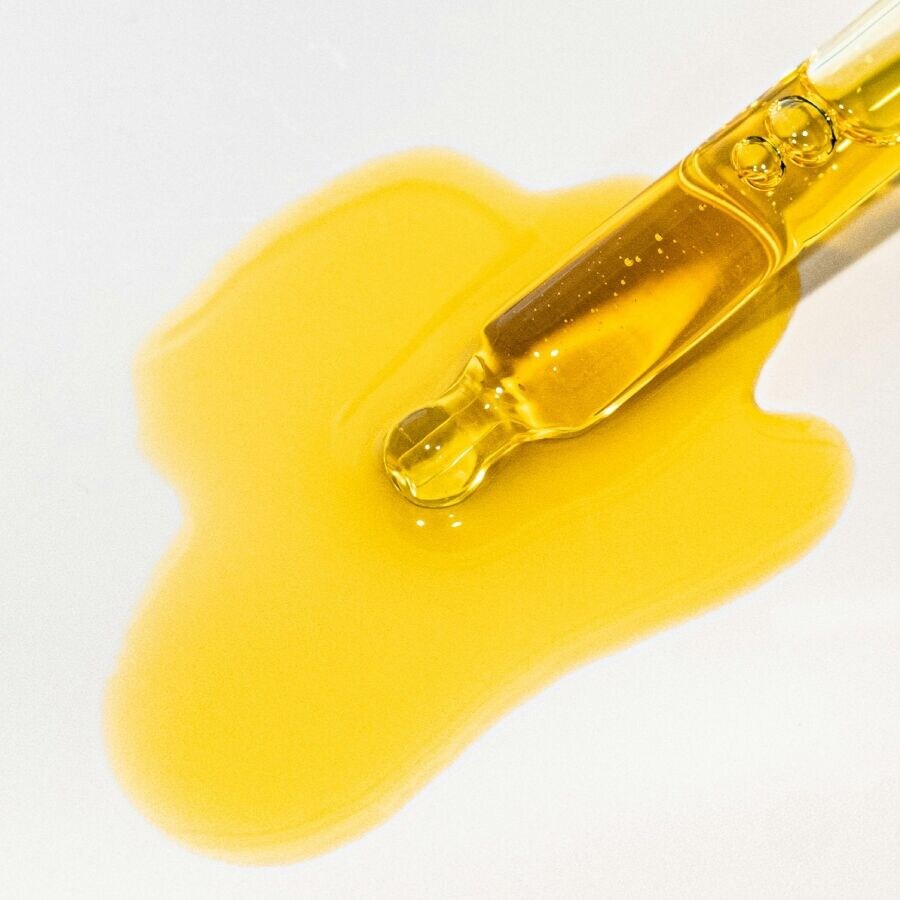ANAL SOOTHING OIL 4