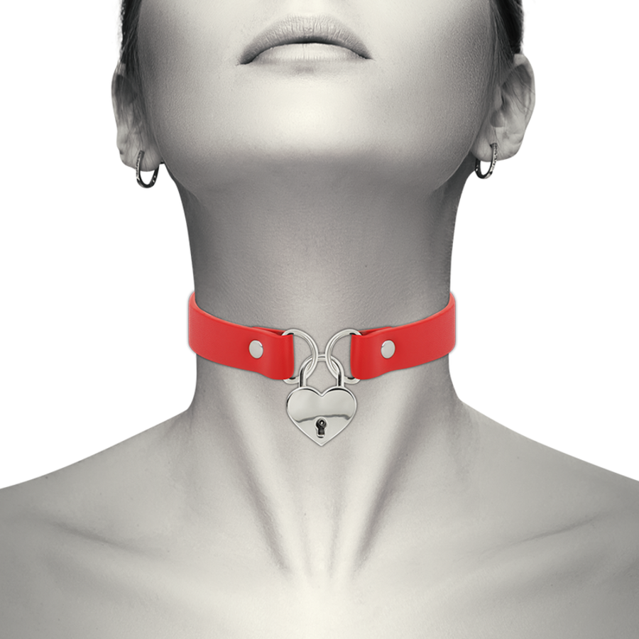 CHIC DESIRE - COLLAR CUERO VEGANO ROJO ACCESORIO CORAZÓN CON