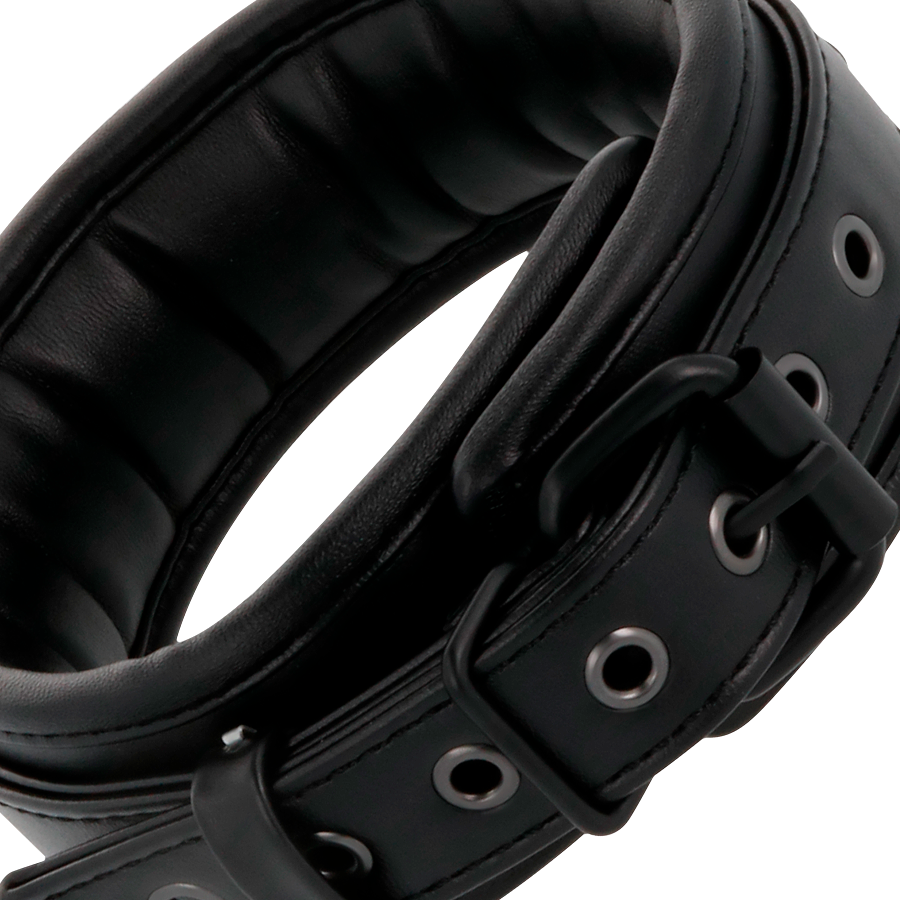 COLLARE IN PELLE NERO 9