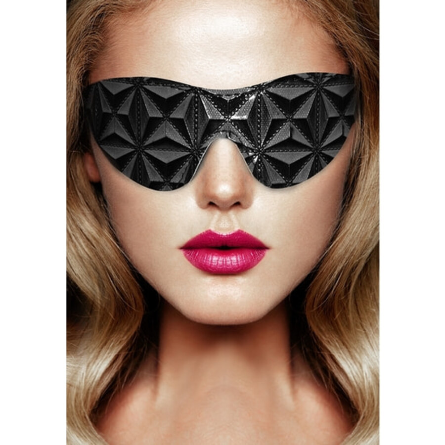 Luxury mascara negra Luxury mascara negra