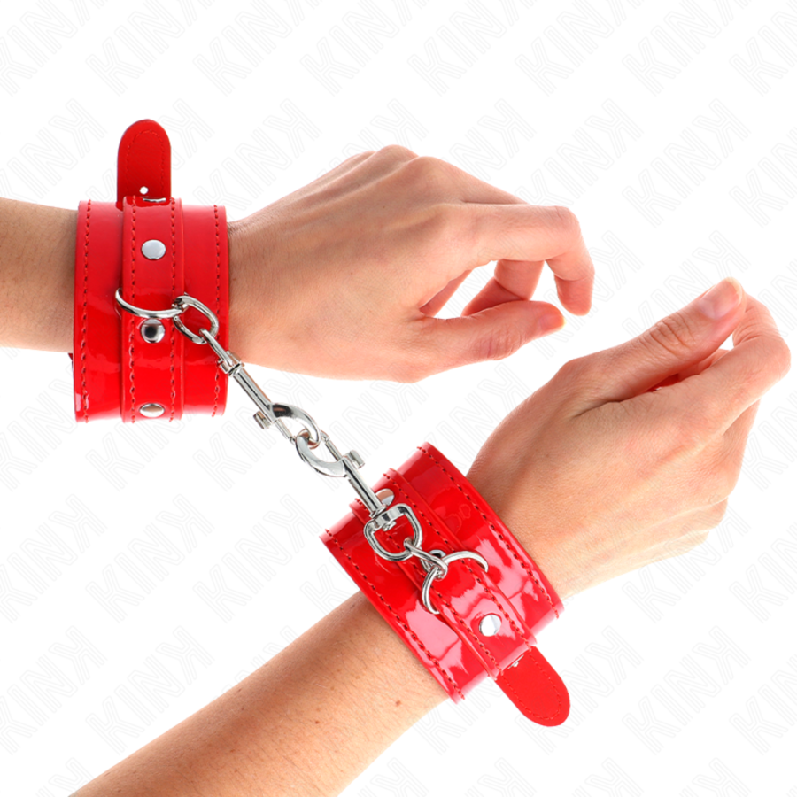 PULSEIRAS COM TACHUELAS VERMELHO 4