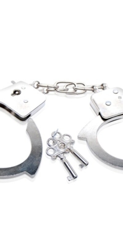 FETISH FANTASY ESPOSAS METAL Esposas metálicas con llaves, ideales para juegos BDSM