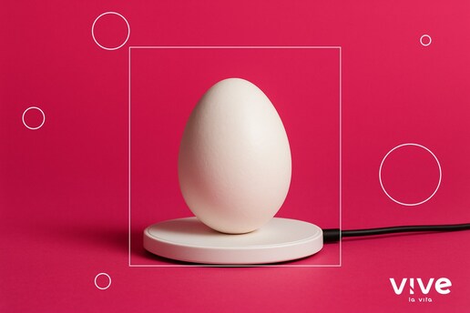 ¿Cómo se carga la batería de los huevos vibradores inalámbricos?
