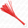 Accessoires BDSM variés : cravaches, fouets, plumeaux, paddles