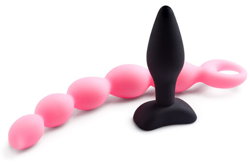 Perles anales VS plugs anaux : quelle est la différence ?